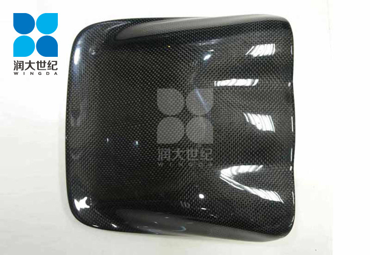 碳纖維汽車(chē)配件，碳纖維汽車(chē)用具，碳纖維異形件生產(chǎn)